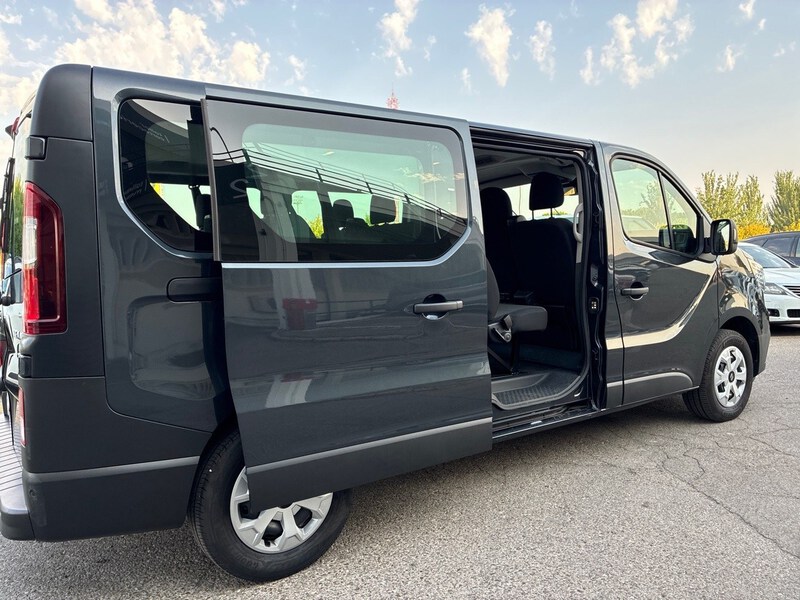 Renault Trafic Combi