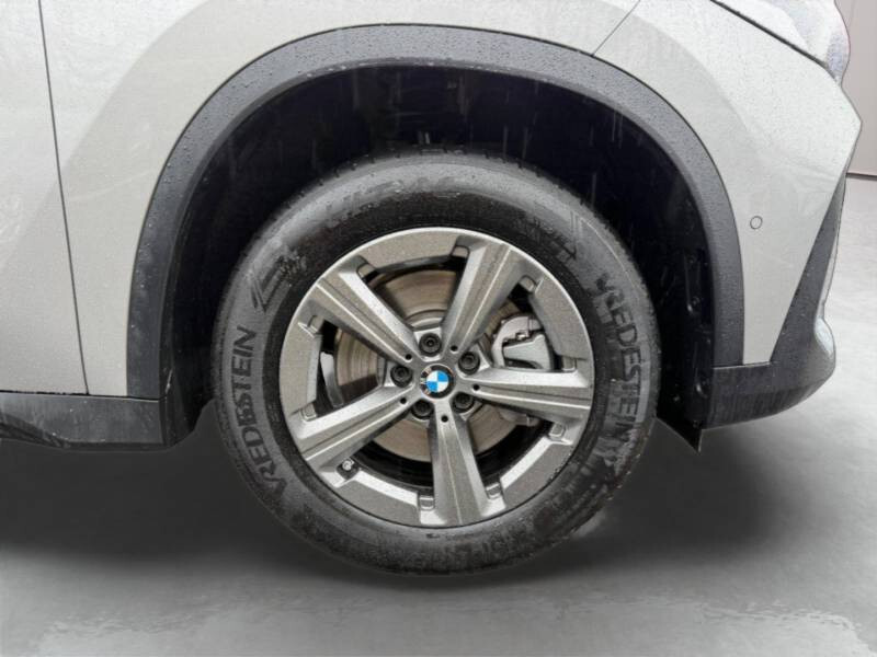 BMW X1 U11