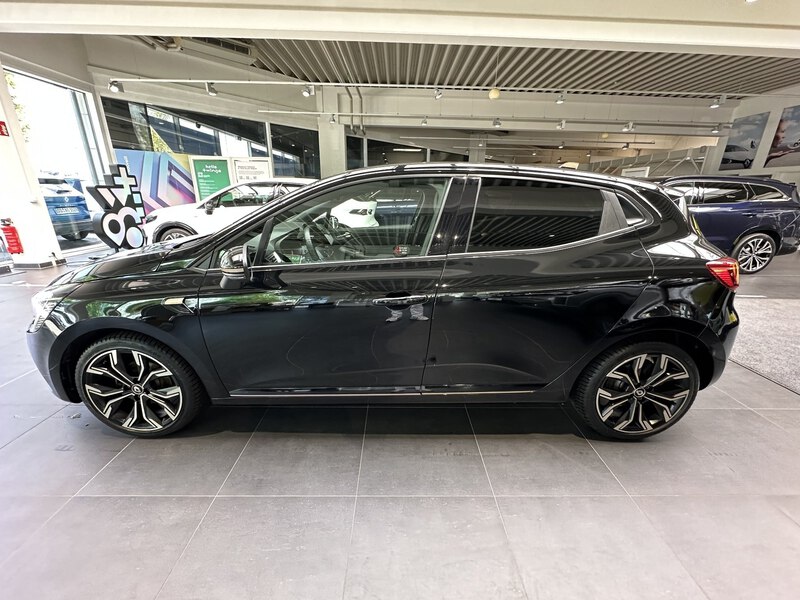 Fahrzeugabbildung Clio LUTECIA TCe 90 Bild 26 von 50