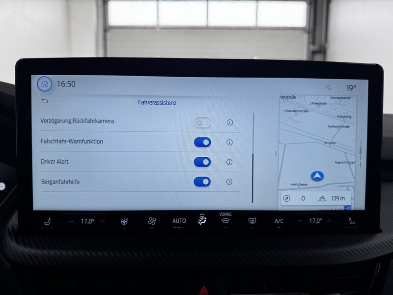 Fahrzeugabbildung Kuga 1.5 EcoBoost ST-Line Allwetterreifen Bild 30 von 40