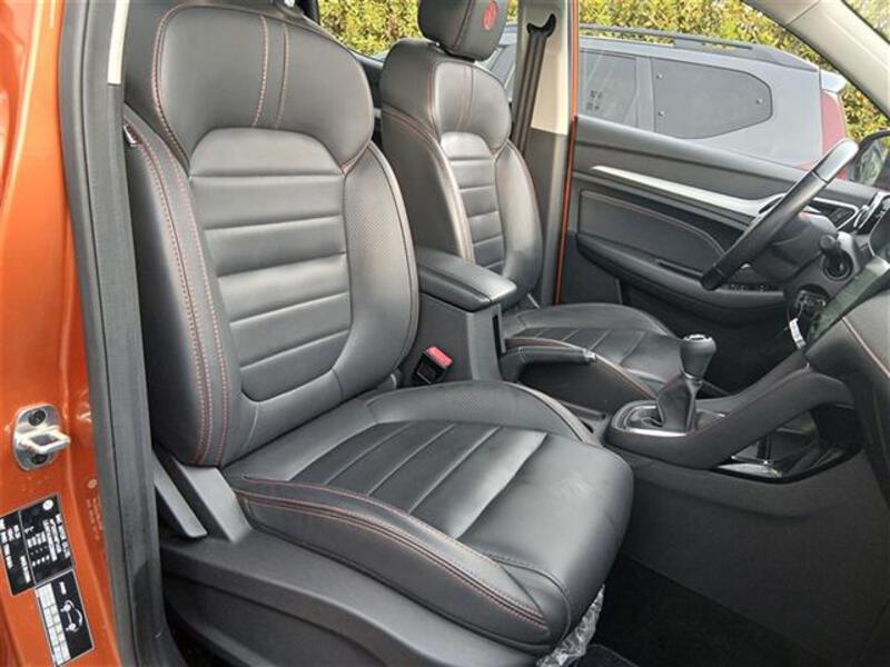 MG ZS