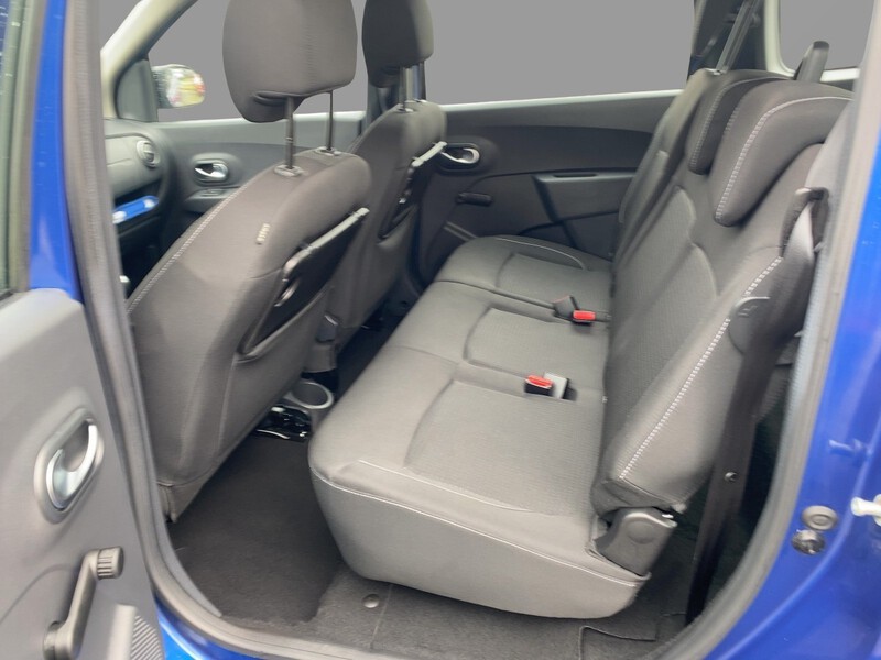 Fahrzeugabbildung Lodgy Comfort TCe 100 GPF 5-Sitzer Bild 9 von 20