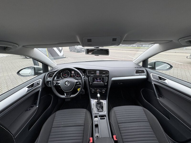 VW Golf