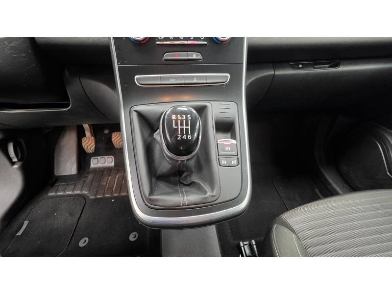 Renault Scenic IV