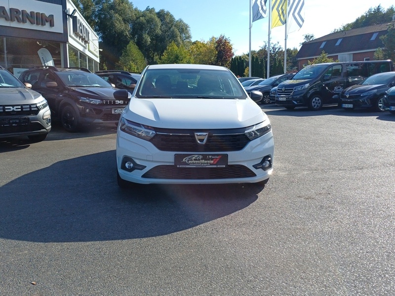 Fahrzeugabbildung Sandero  Essential Bild 6 von 16