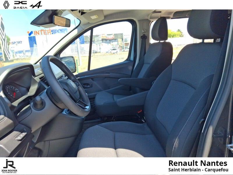 Renault Trafic Combi