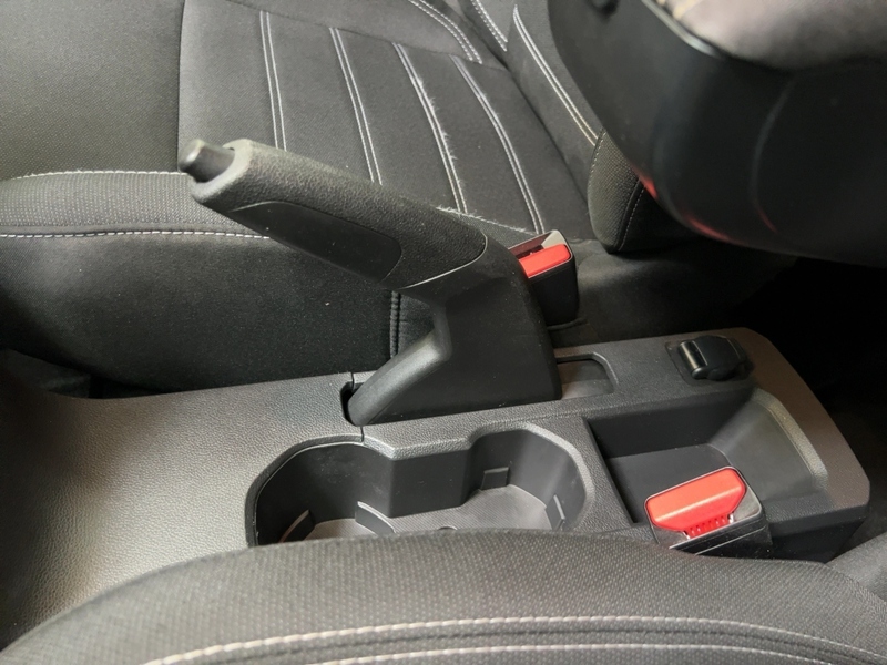 Fahrzeugabbildung Jogger PDC KLIMA BT Regensensor Bild 14 von 23