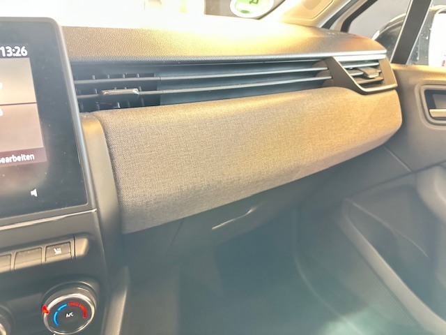 Renault Clio – Bild 17