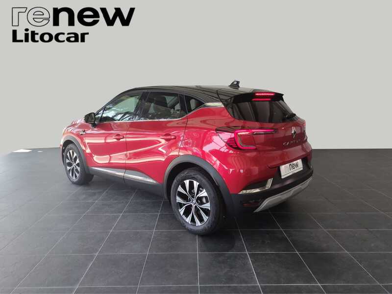 RENAULT Captur Techno — photo 3