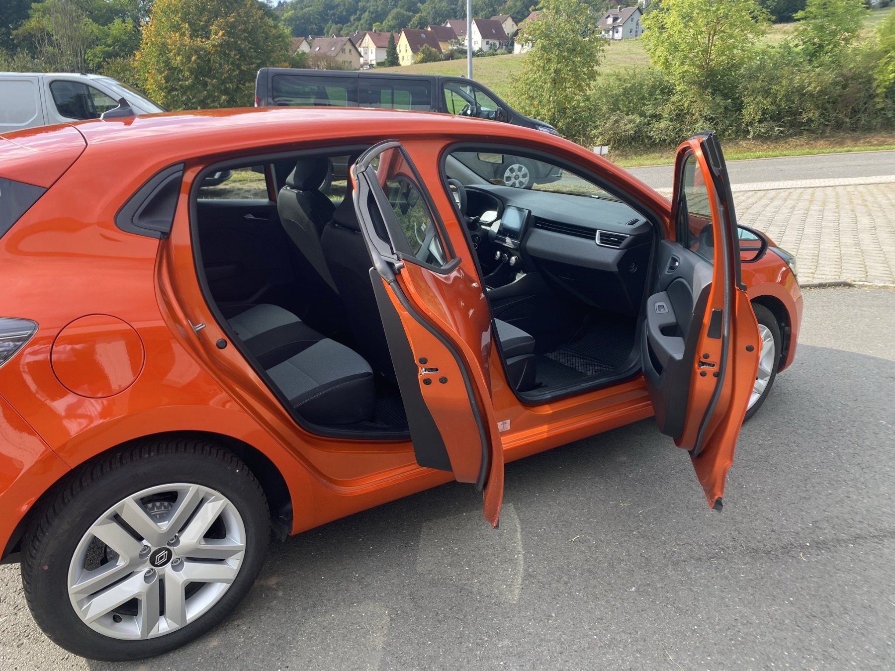 Renault Clio – Bild 9