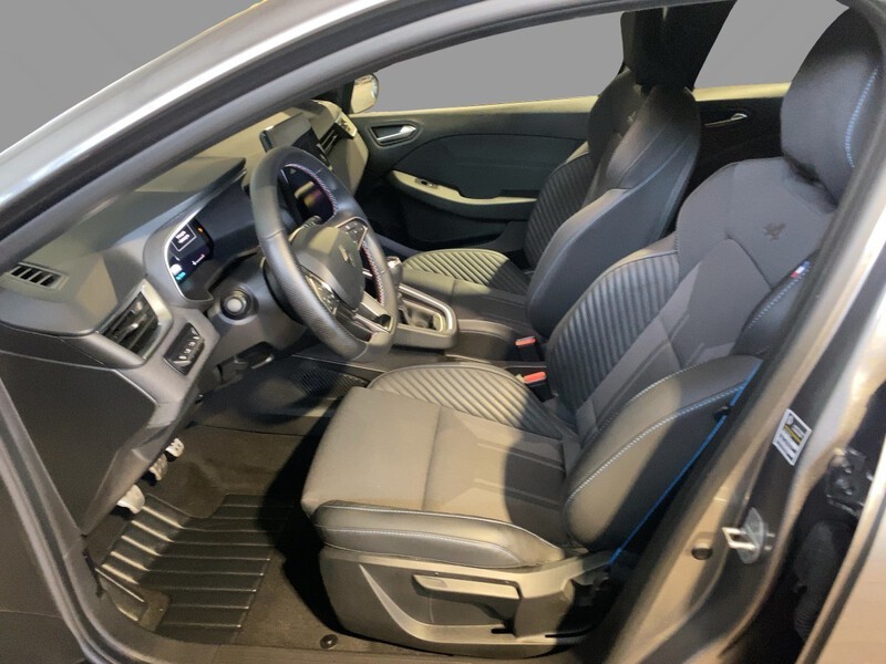 Fahrzeugabbildung Clio Esprit Alpine TCe 90 Bild 7 von 19
