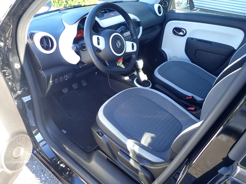 Fahrzeugabbildung Twingo Limited SCe 75 Bild 8 von 16