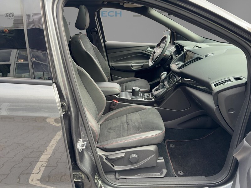 Fahrzeugabbildung Kuga 1.5 EcoBoost ST-Line 4x4 Start/Stopp Bild 9 von 26
