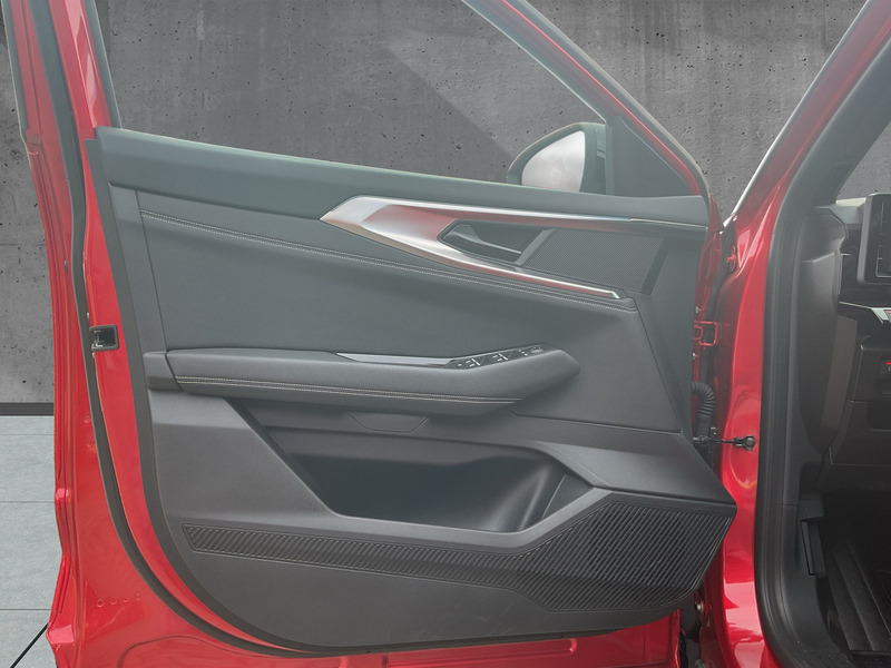 Fahrzeugabbildung Austral Techno E-Tech Full Hybrid 200 Bild 8 von 13