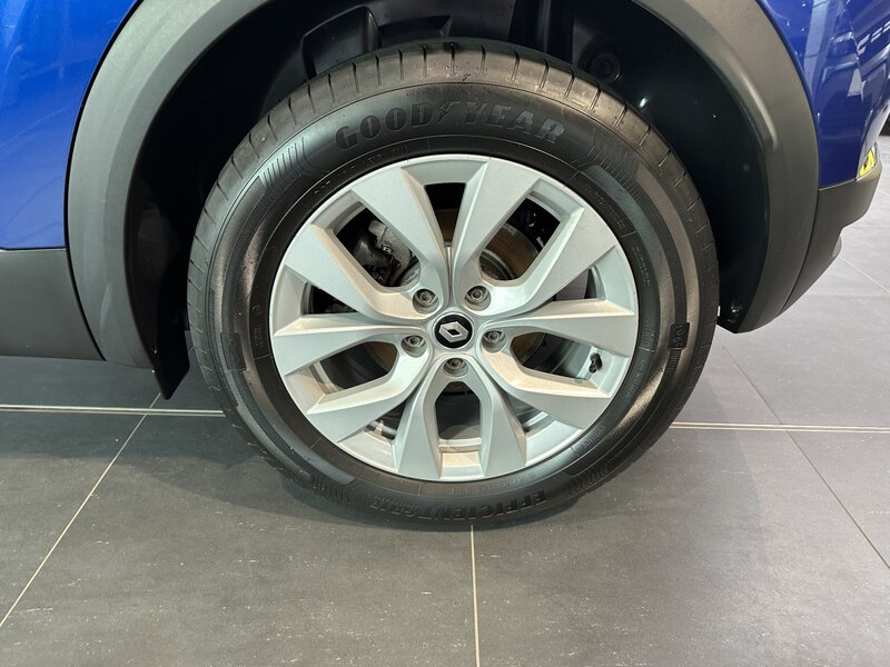 Fahrzeugabbildung Captur INTENS E-TECH Plug-in 160  Bild 27 von 50