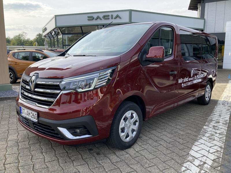 Fahrzeugabbildung Trafic Pkw Grand Entry Blue dCi 150 Bild 3 von 23