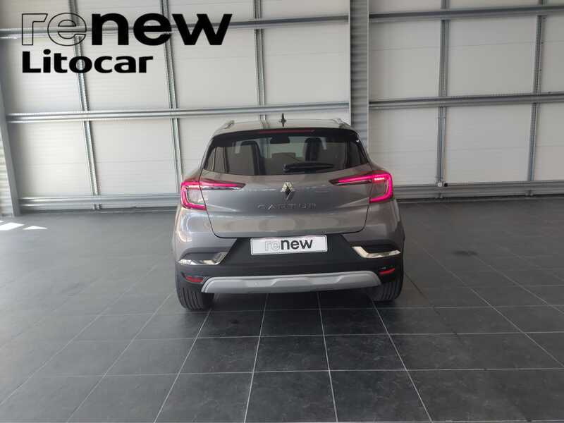 RENAULT Captur Techno — photo 4