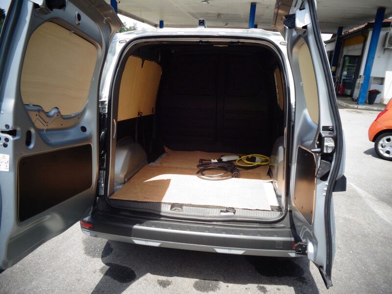 Fahrzeugabbildung Kangoo Kangoo Rapid E-Tech Advance L1 22kW Bild 5 von 8