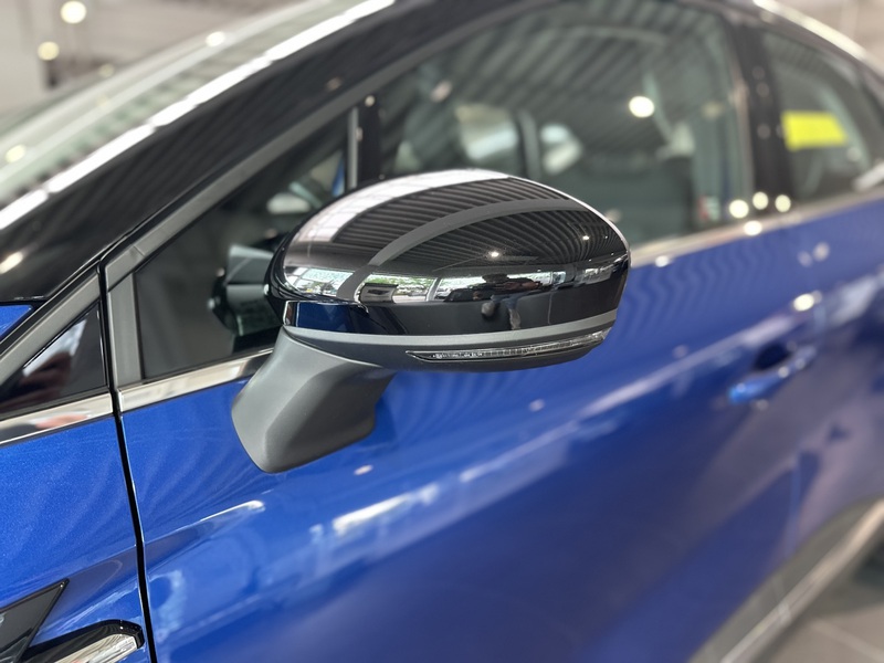Fahrzeugabbildung Captur INTENS E-TECH Plug-in 160  Bild 26 von 50