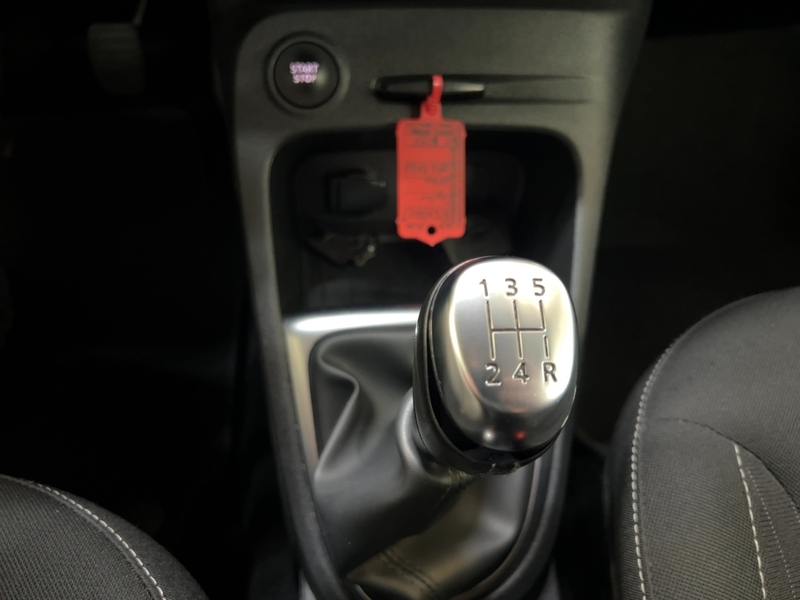 Fahrzeugabbildung Captur SHZ KLIMA LED-Tagfahrlicht Tagfahrlicht Bild 20 von 23