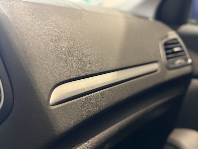 Fahrzeugabbildung Megane Grandtour Equilibre BLUE dCi 115 Bild 32 von 50