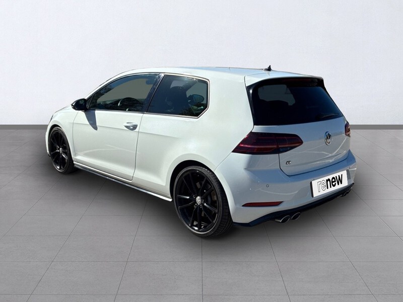 Volkswagen Golf VII