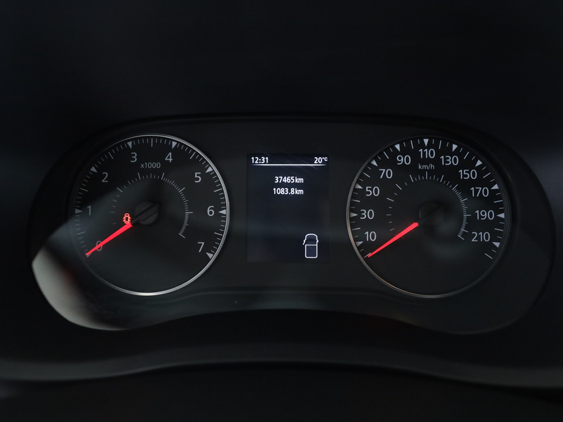 Fahrzeugabbildung Master KLIMAANLAGE Bild 14 von 17