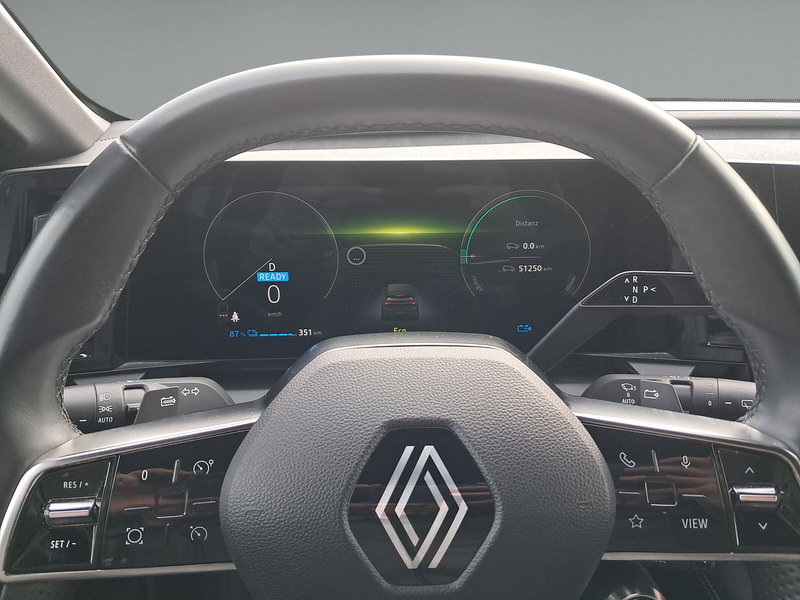 Fahrzeugabbildung Megane E-TECH SHZ RFK Bild 6 von 18