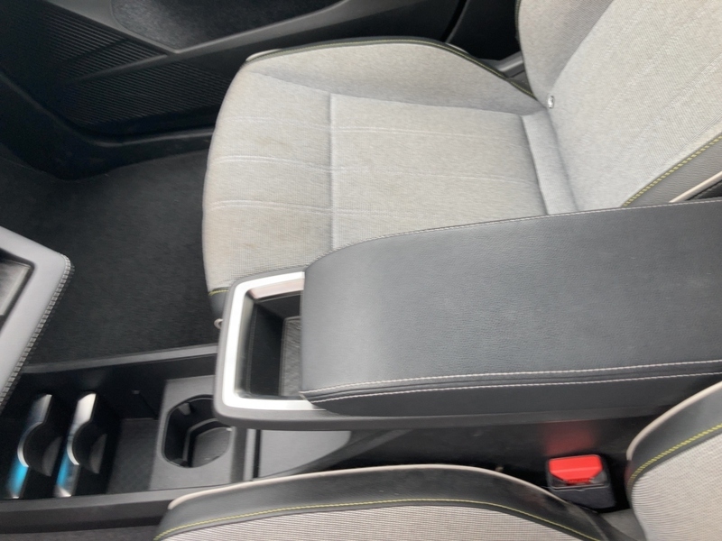 Fahrzeugabbildung Megane E-TECH TECHNO EV60 220 Bild 14 von 20