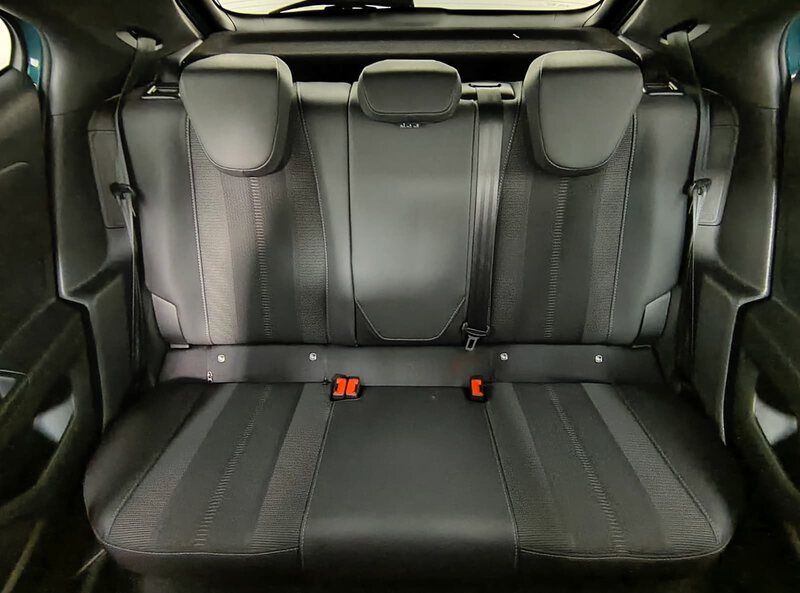 Fahrzeugabbildung Mokka 1.2 Turbo GS Kamera Bluetooth Bild 13 von 32