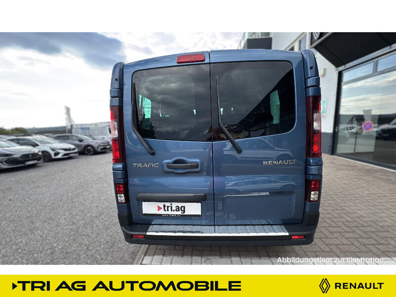 Fahrzeugabbildung Trafic 2,7 T ENERGY DCI 125 AdBlue Radio-Media Nav Trittbretter Expression Bild 4 von 23