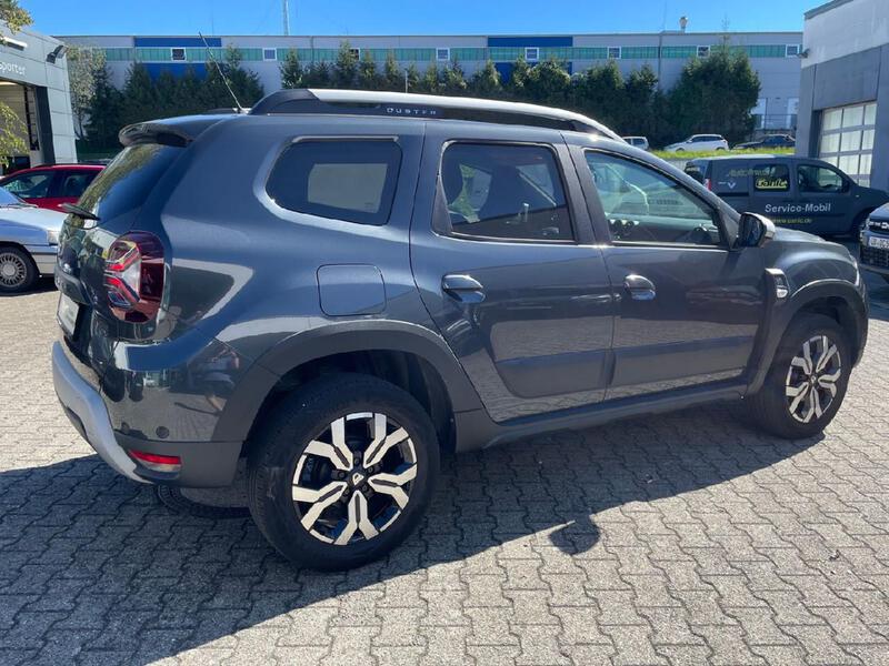 Fahrzeugabbildung Duster Prestige Bild 5 von 9