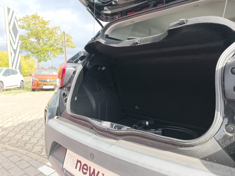 Fahrzeugabbildung Spring Electric (2021->) Essential Bild 13 von 16