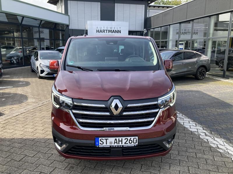Fahrzeugabbildung Trafic Pkw Grand Entry Blue dCi 150 Bild 1 von 23
