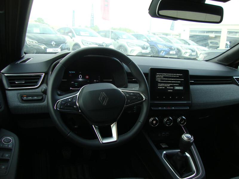 Renault Clio V
