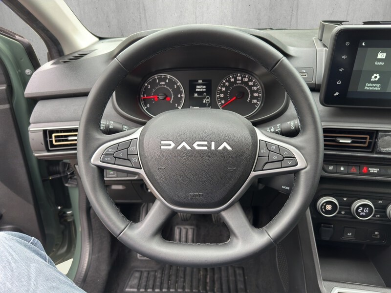 Fahrzeugabbildung Jogger Extreme+ Tce 100 LPG 7-Sitzer Bild 10 von 15