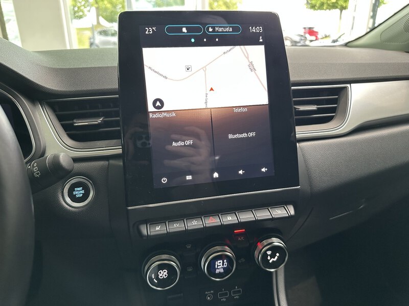 Fahrzeugabbildung Captur INTENS E-TECH Plug-in 160  Bild 38 von 50