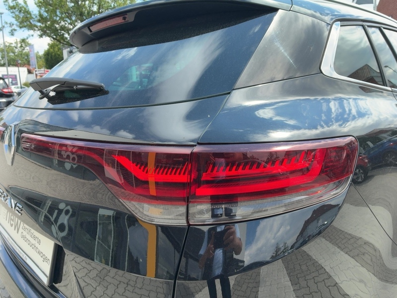Fahrzeugabbildung Megane ++Navi++ Bild 23 von 50