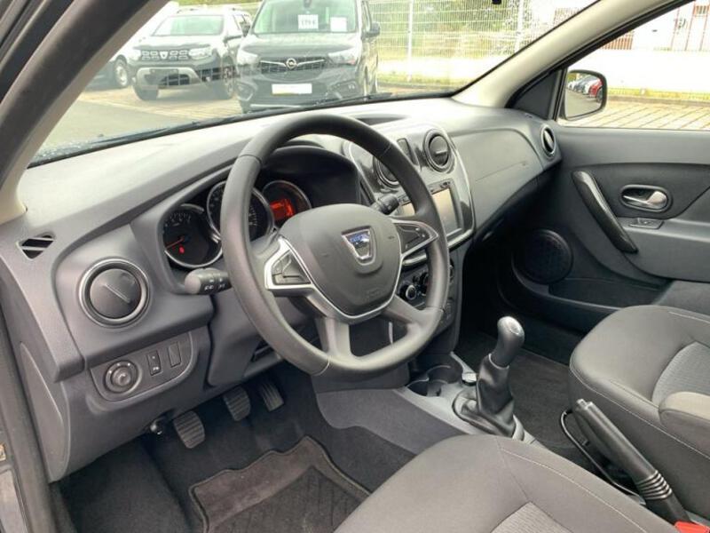 Fahrzeugabbildung Sandero Comfort Bild 10 von 15