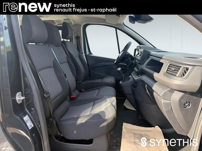 Renault Trafic Combi