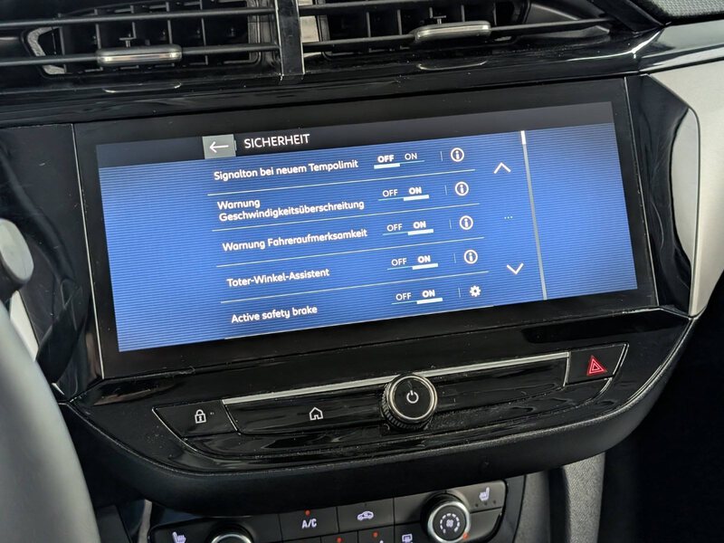 Fahrzeugabbildung Corsa 1.2 Turbo GS Automatik Kamera Klima Bild 21 von 32
