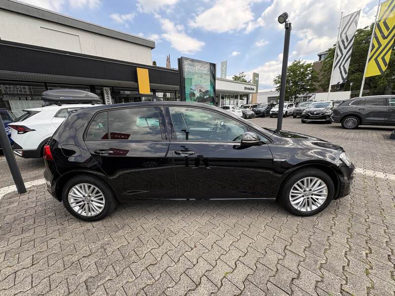 VW Golf