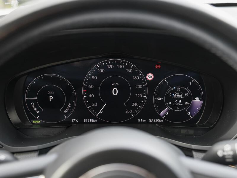 Fahrzeugabbildung CX-60 LEDER Bild 12 von 19