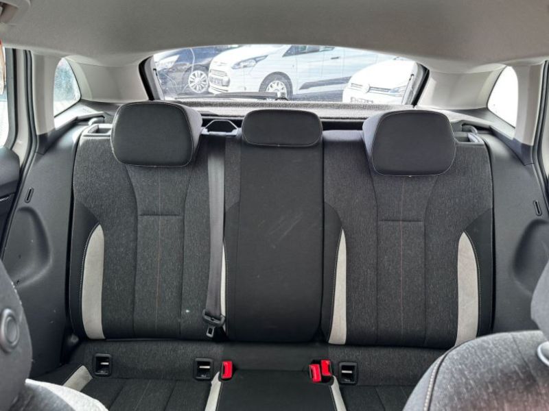 SKODA Scala 2020 — imagine 38