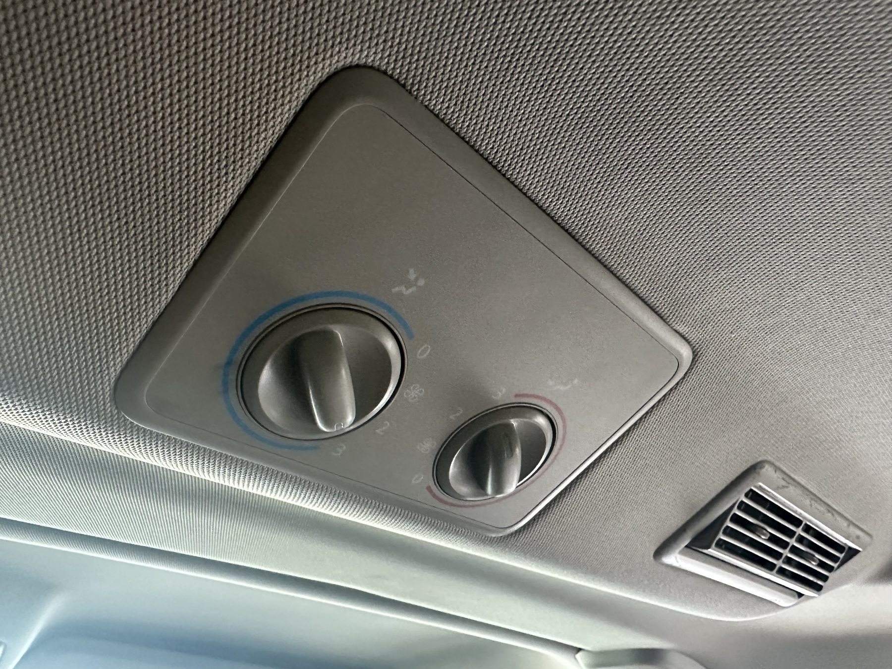 Renault Trafic – Bild 16