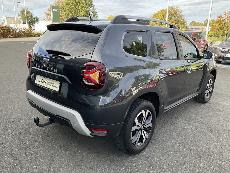 Fahrzeugabbildung Duster *Allrad*Navi* Bild 6 von 24