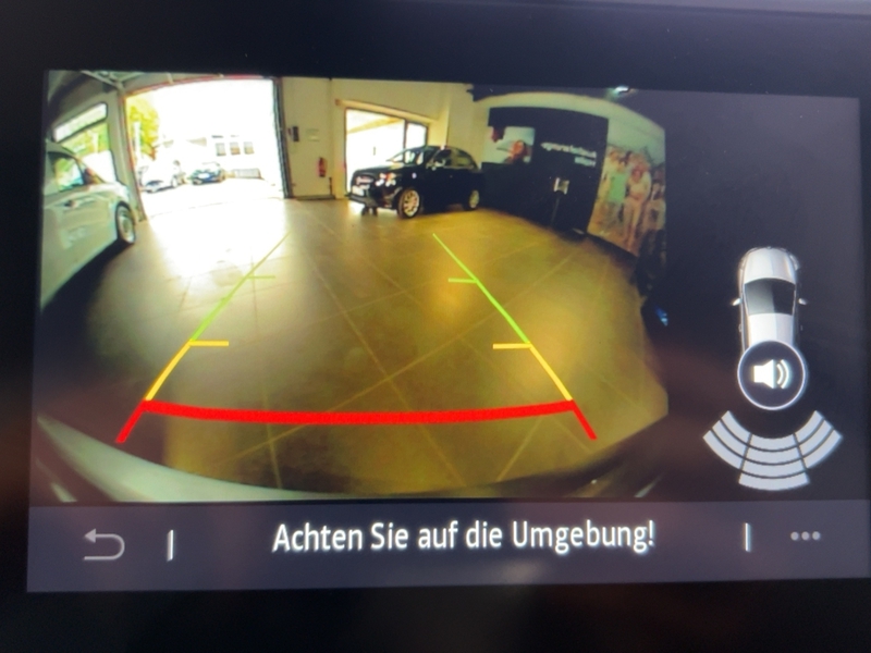 Fahrzeugabbildung Clio Evolution TCe 90 Bild 15 von 22