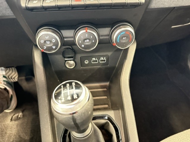 Renault Clio – Bild 15
