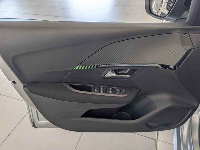 Fahrzeugabbildung 208 PureTech 75 Active Allwetter Navi Bild 35 von 37