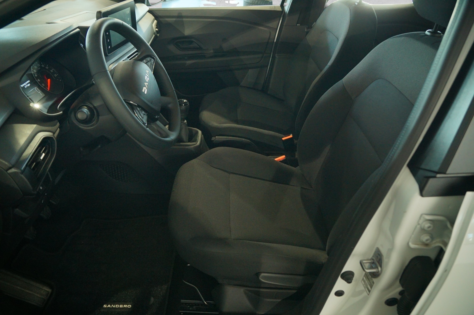 Dacia Sandero – Bild 8